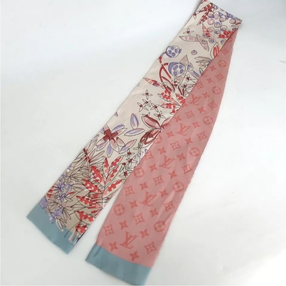 Louis Vuitton Silk Bando Scarf - Picture 3 of 15